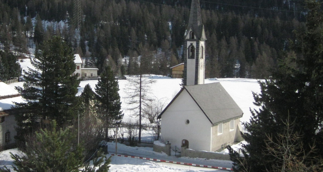 Reformierte Kirche in Cinuos-chel (oua_621866990_image)