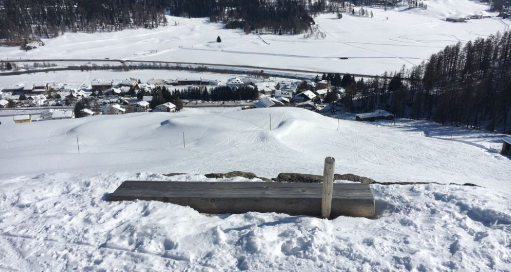 Sitzbank Spinas Mitted (oua_621867236_image)