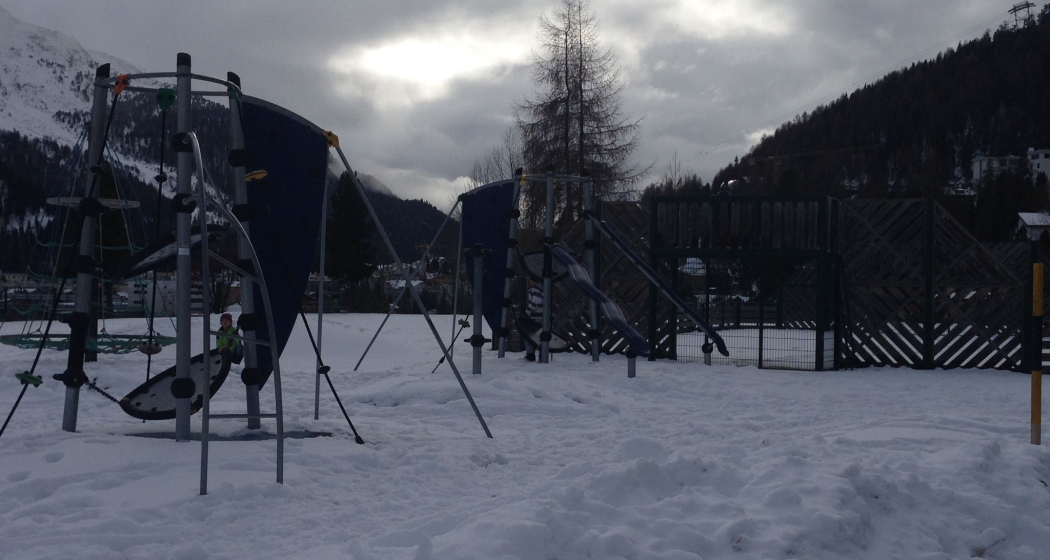 Kinderspielplatz Schulhaus Grevas (oua_621867353_image)