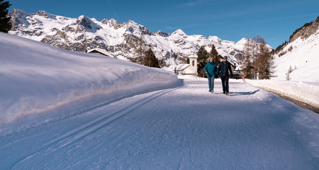 Winterwander im Val Fex, Richtung Muotta da Güvè Winterwander im Val Fex, Richtung Muotta da Güvè