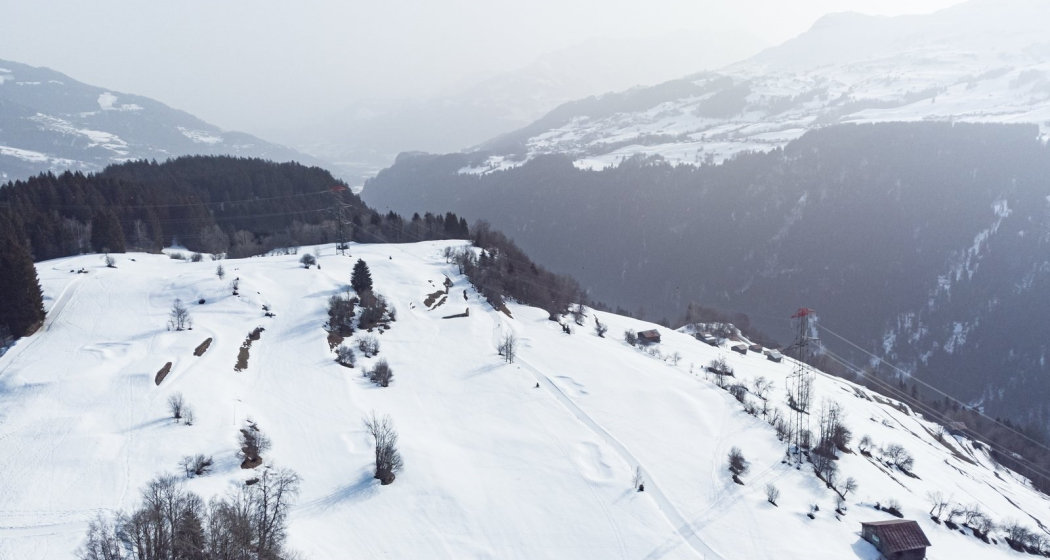 Winterwandern: Tschuppina Runde in Brigels (oua_64365888_image) Winterwandern: Tschuppina Runde in Brigels (oua_64365888_image)