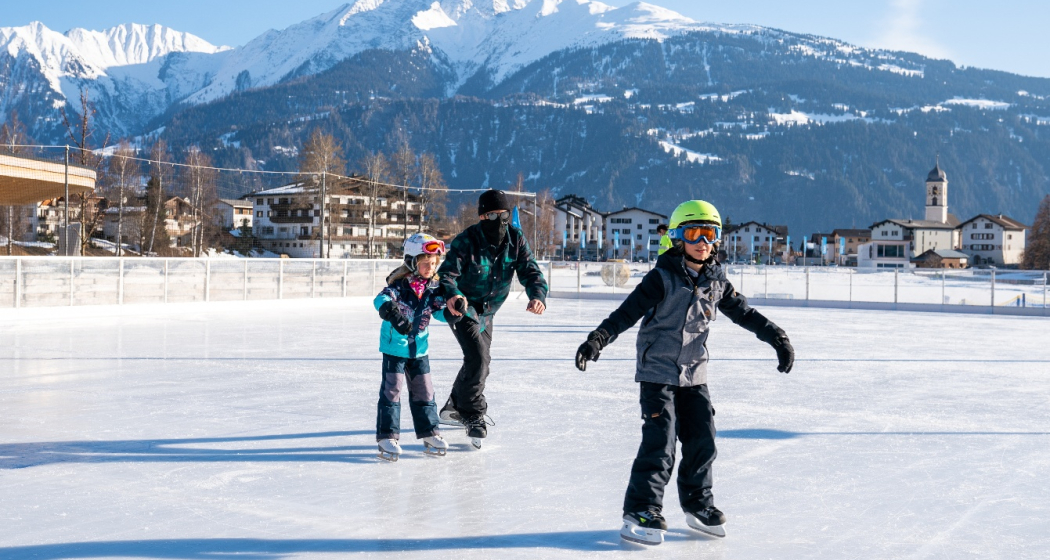 Natureisfeld Laaxersee (oua_64530130_image) Natureisfeld Laaxersee (oua_64530130_image)