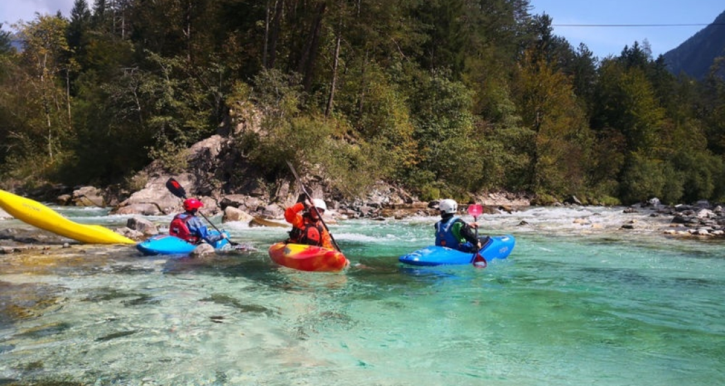 Kanuschule - The Joy of Whitewater (oua_66026766_image) Kanuschule - The Joy of Whitewater (oua_66026766_image)