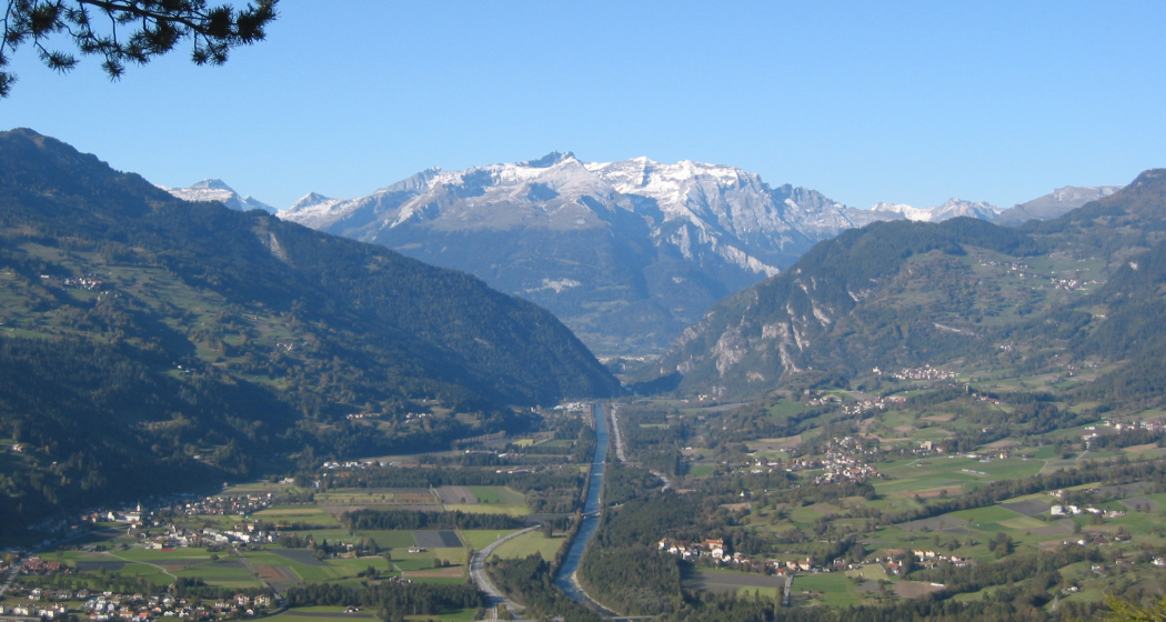 Etappe 6: Aussicht von Crap Carschenna Etappe 6: Aussicht von Crap Carschenna