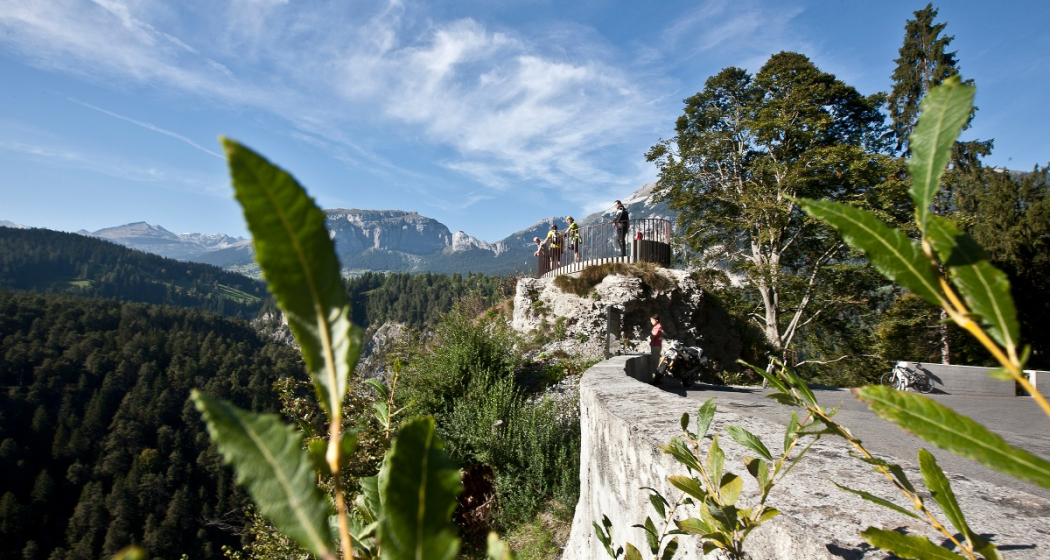 Aussichtspunkt Zault zwischen Bonaduz und Versam Aussichtspunkt Zault zwischen Bonaduz und Versam