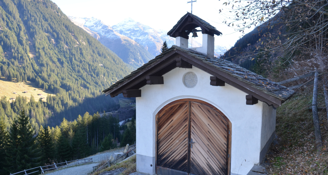 Das Foto zeigt die Kapelle St. Benedikt Crest in Tenigerbad
