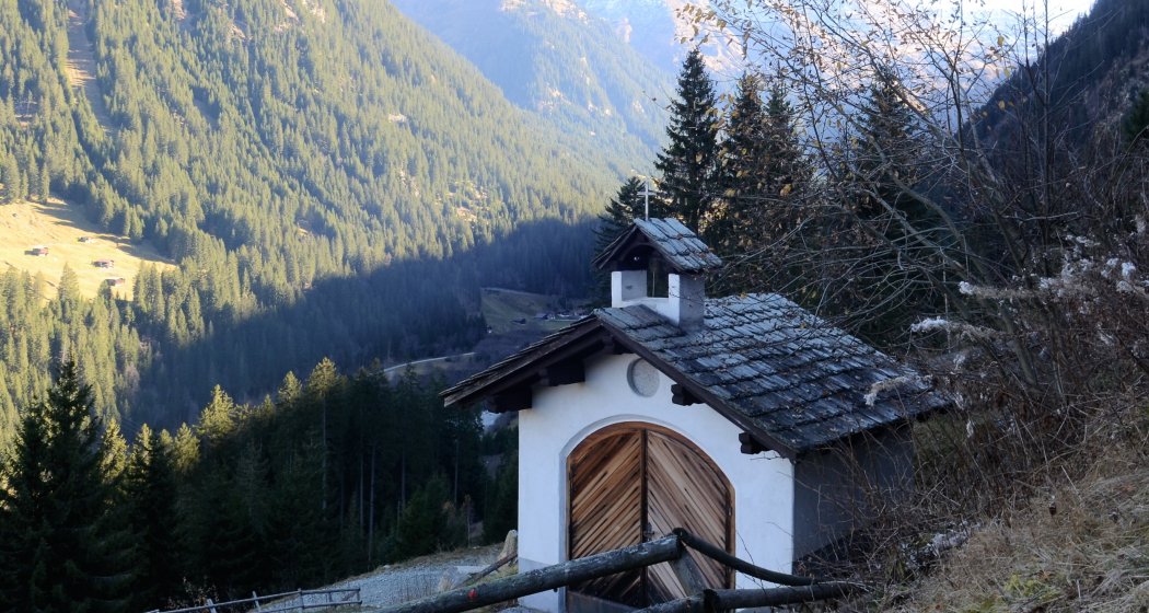 Das Foto zeigt die Kapelle St. Benedikt Crest in Tenigerbad