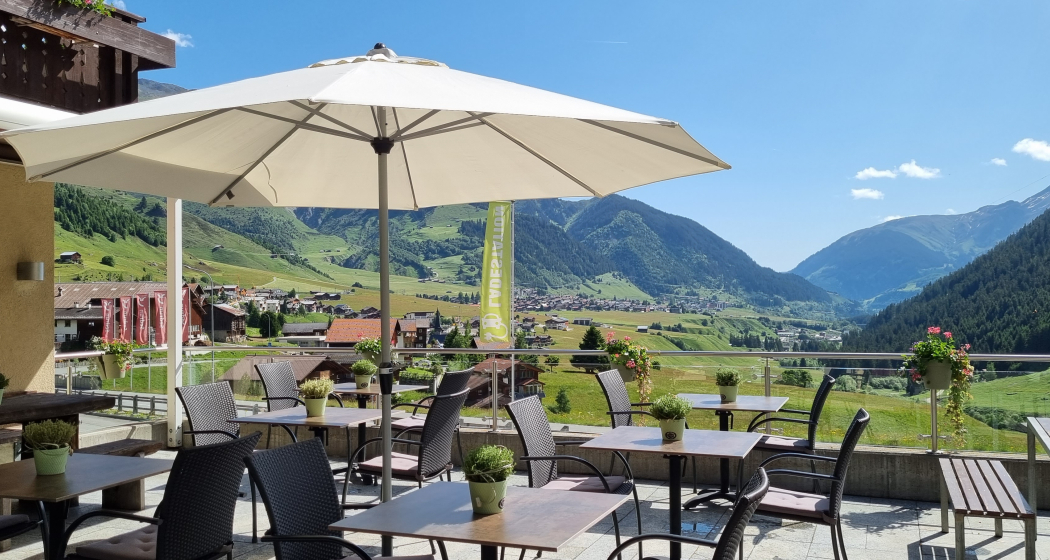 Terrasse mit Aussicht Terrasse mit Aussicht