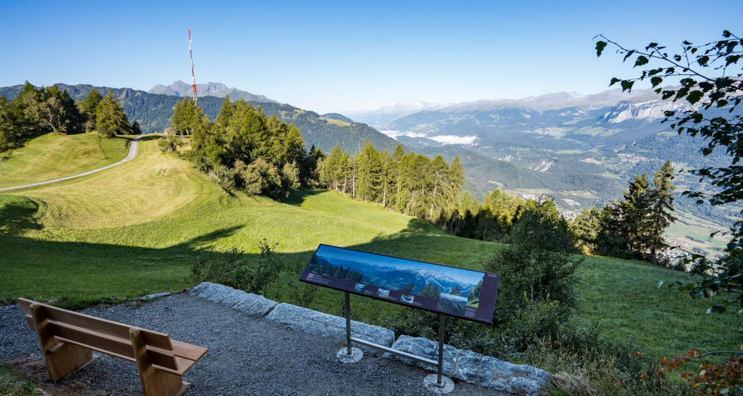 Aussichtspunkt Sardona Feldis Aussichtspunkt Sardona Feldis