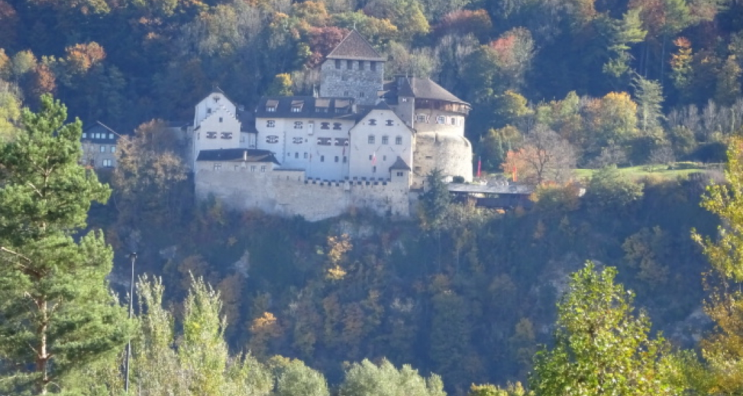 Fürst von und zu Liechtenstein Fürst von und zu Liechtenstein