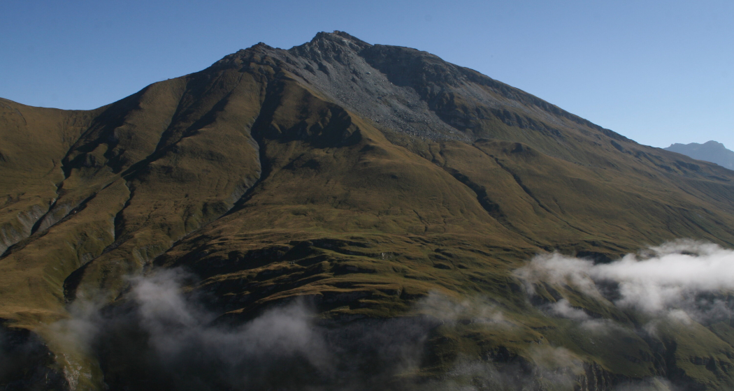 Piz Tomül Frontalansicht Piz Tomül Frontalansicht