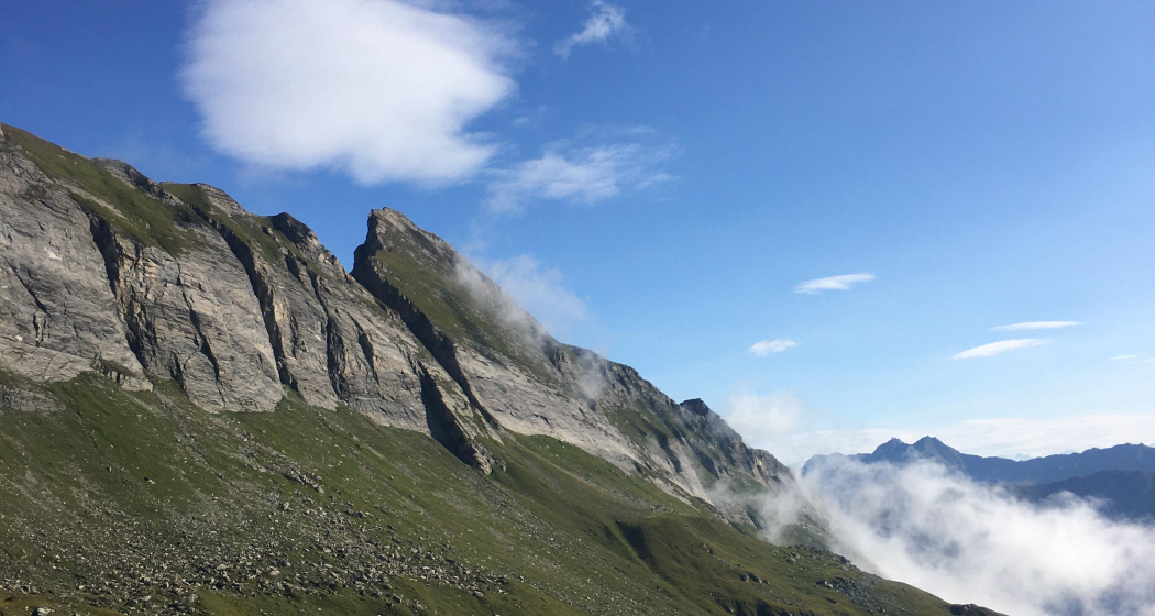Blick vom Bleschaturra in Richtung Satteltichopf Blick vom Bleschaturra in Richtung Satteltichopf