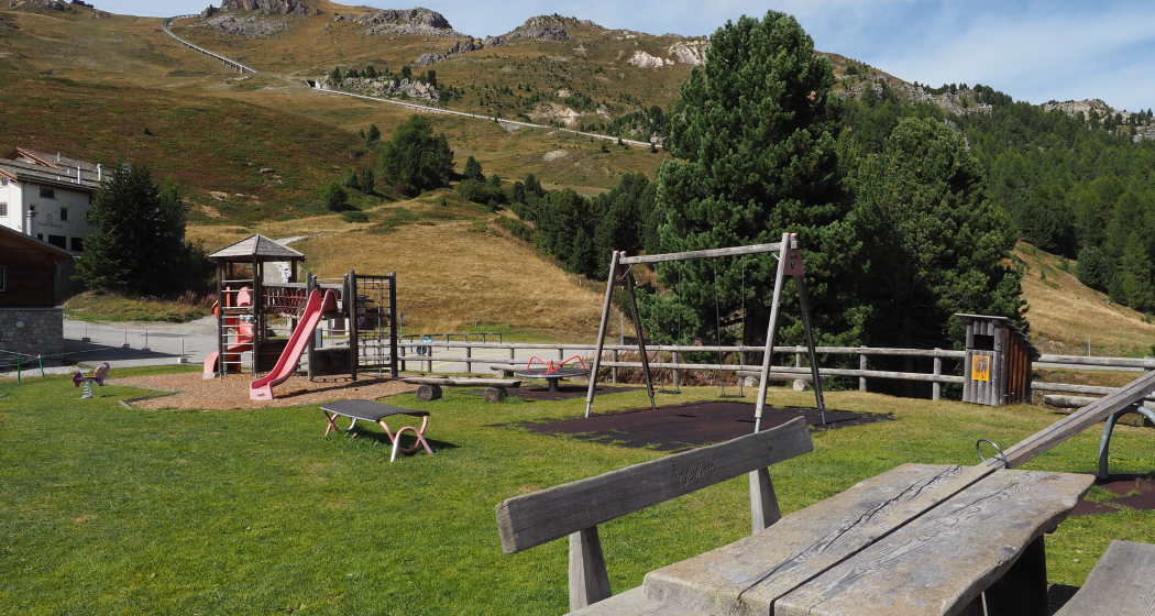 Kinderspielplatz Salastrains (oua_74110885_image) Kinderspielplatz Salastrains (oua_74110885_image)