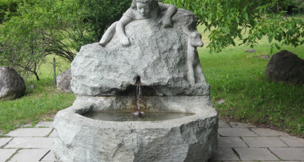 Heidibrunnen Maienfeld Heidibrunnen Maienfeld