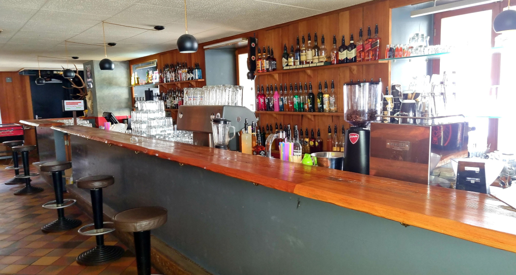 Die Bar Alpshake, Innenansicht, in Ilanz Die Bar Alpshake, Innenansicht, in Ilanz