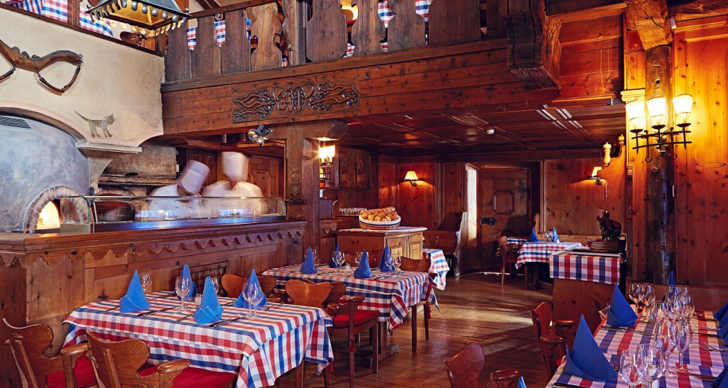 Chesa Veglia: Pizzeria Heuboden (oua_75418127_image)