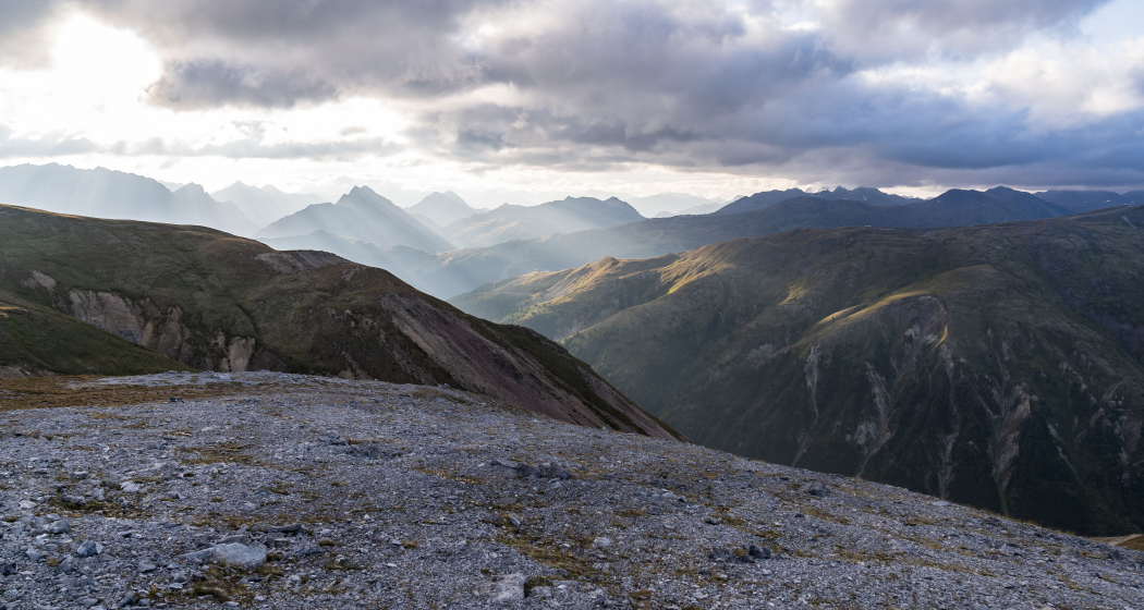 Wunderschöne Weitsicht auf dem Chaschauna-Pass Wunderschöne Weitsicht auf dem Chaschauna-Pass