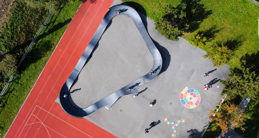 Kinderspielplatz Schulhaus (oua_78355330_image) Kinderspielplatz Schulhaus (oua_78355330_image)