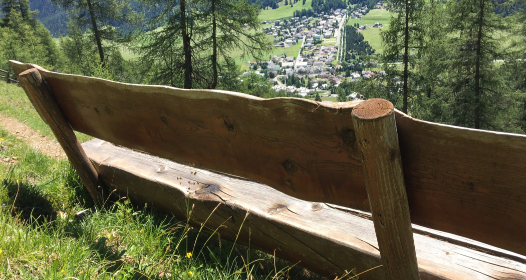 Sitzbank Via Segantini 1 (oua_78738785_image)