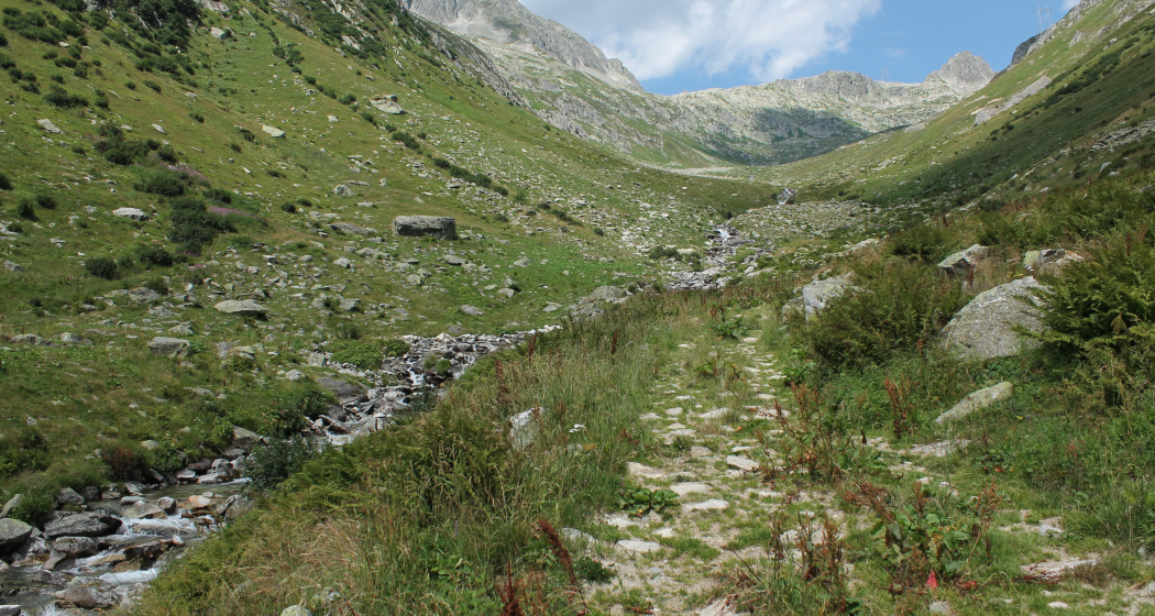 Aufstieg durch das Val Milar Aufstieg durch das Val Milar