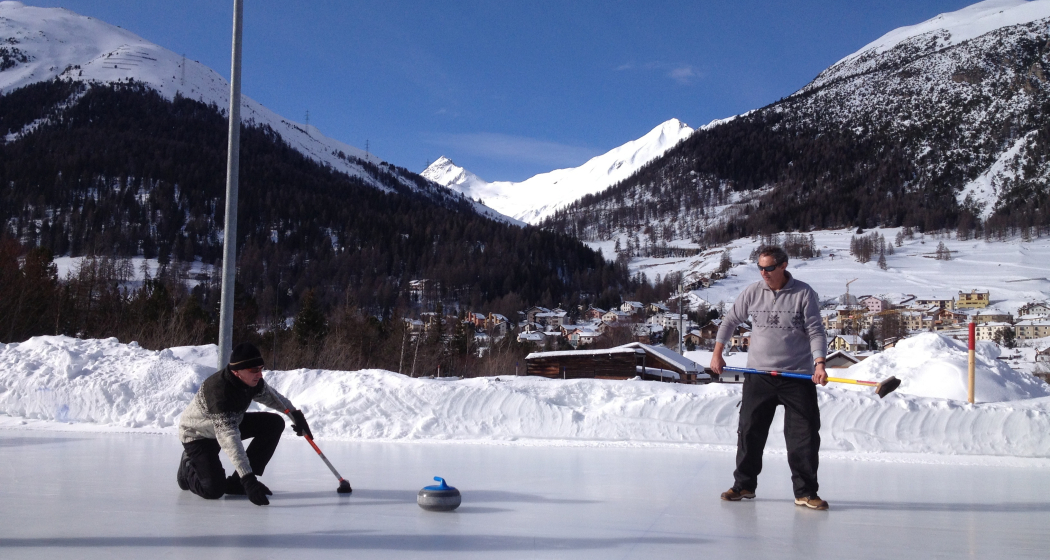 Eisplatz La Punt (oua_82357822_image) Eisplatz La Punt (oua_82357822_image)