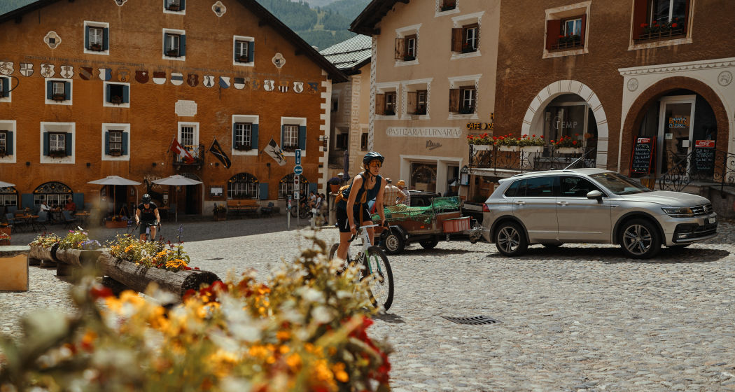 Zuoz Dorfplatz Zuoz Dorfplatz