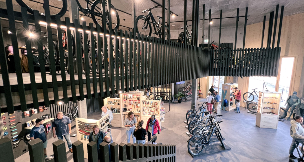Der Shop der Sportwerkstatt STORY Thusis Der Shop der Sportwerkstatt STORY Thusis