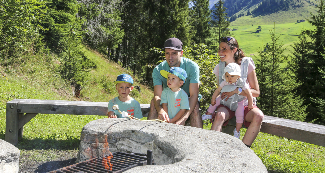 Grillieren Feuerstelle Holderboden Grillieren Feuerstelle Holderboden