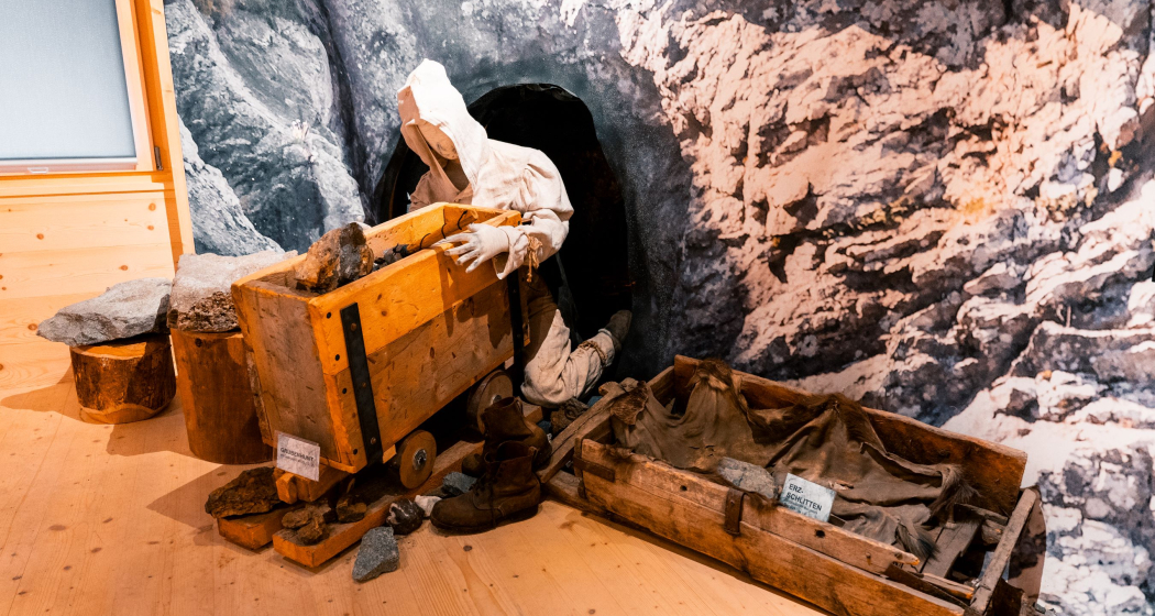 Ausstellung im Bergbaumuseum Innerferrera Ausstellung im Bergbaumuseum Innerferrera