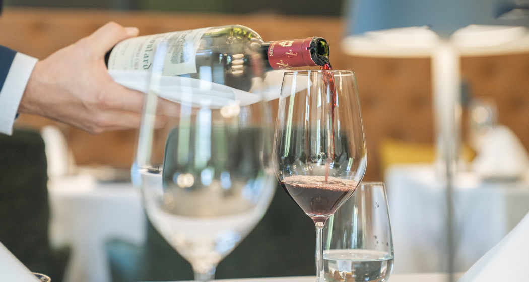 Vic`s Brasserie (oua_94100325_image)