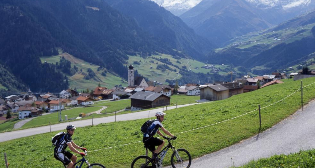 001.08 Alpine Bike Etappe 8 Lumbrein - Disentis (oua_9544825_image)