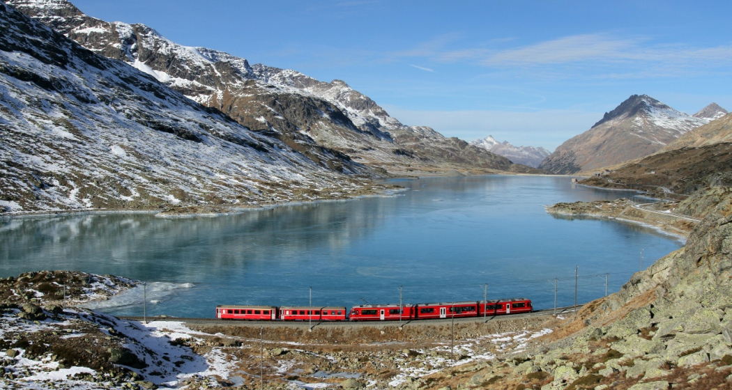 33.07 St. Moritz - Ospizio Bernina (oua_9549997_image) 33.07 St. Moritz - Ospizio Bernina (oua_9549997_image)