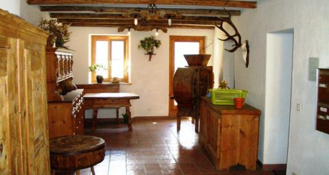 Eingagsbereich des Mehrfamilienhauses