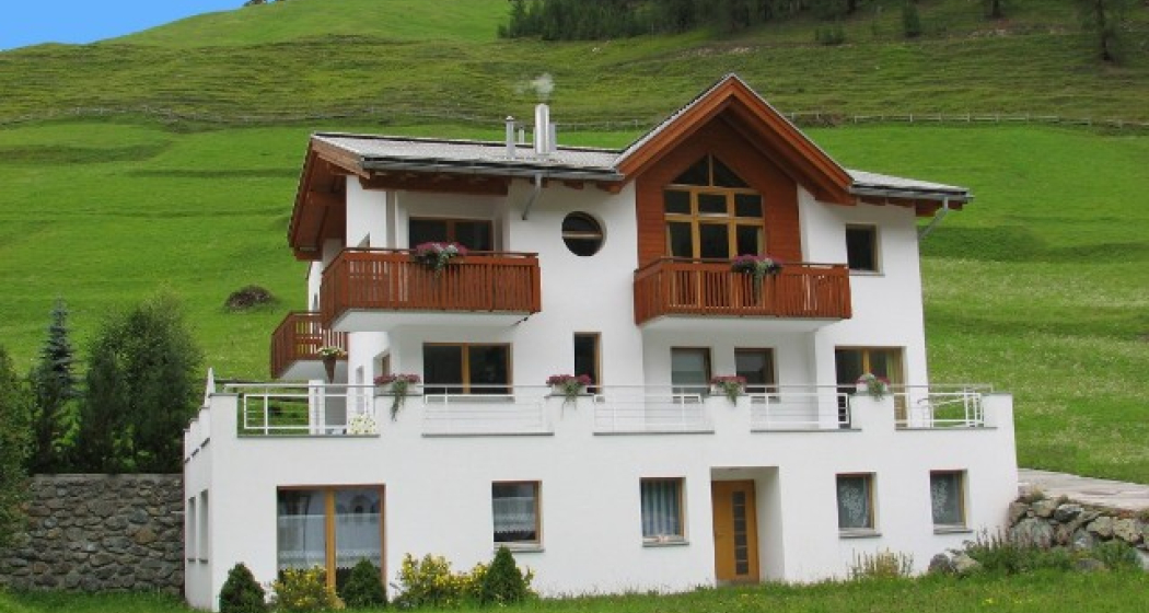 Apartment MEZPRA im Sommer