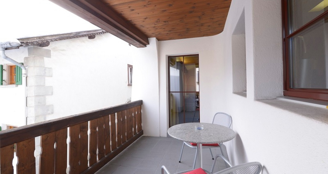 Balkon 1. Stock Balkon 1. Stock