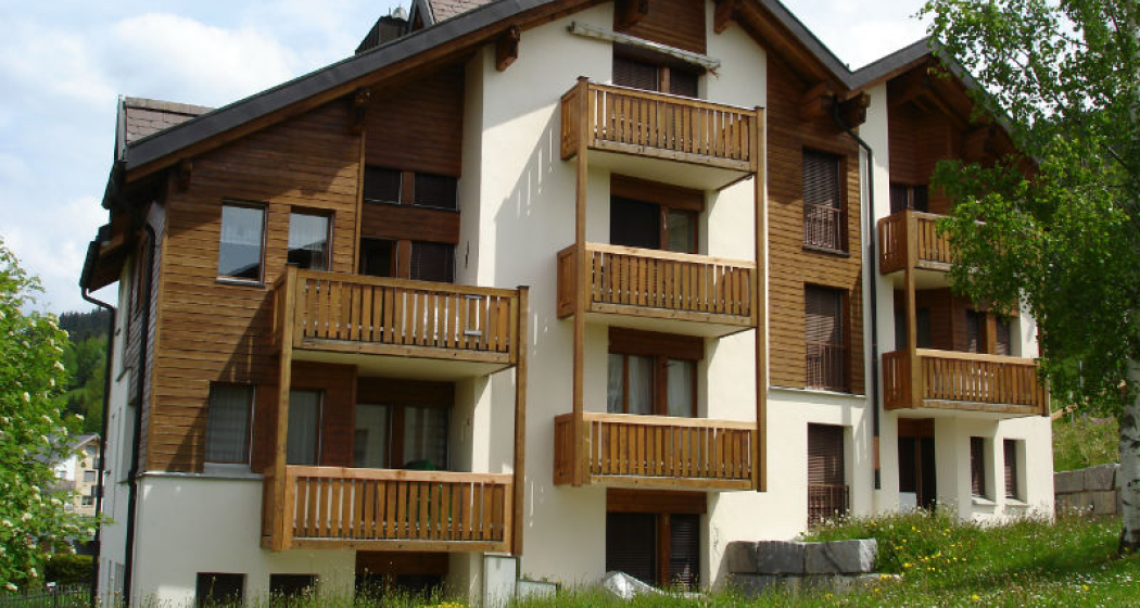 Casa Tödi Stutz - Ansicht Sommer Casa Tödi Stutz - Ansicht Sommer