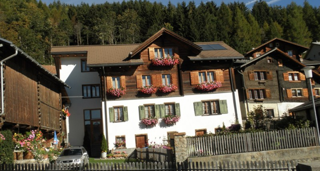 Ferienwohnung Casa Curgnun - Ansicht Sommer