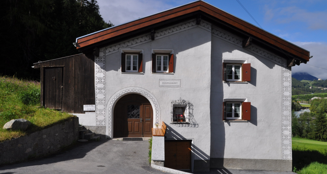 Frontseite des Hauses