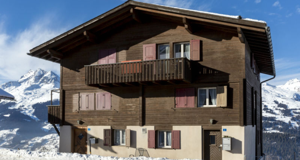 Hof Arpagaus Obersaxen Meierhof Ansicht Winter