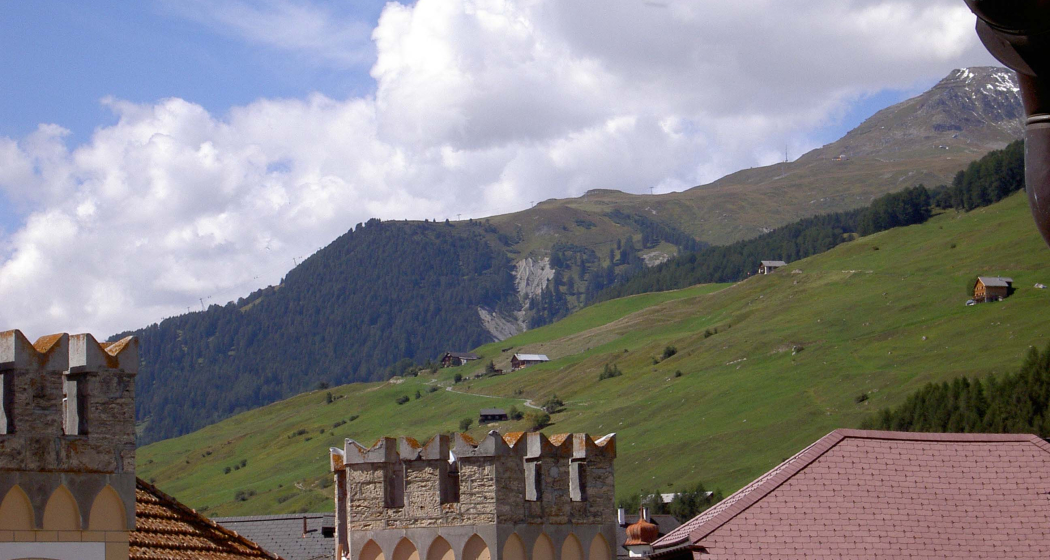 Aussicht nach Westen / Motta Naluns Aussicht nach Westen / Motta Naluns