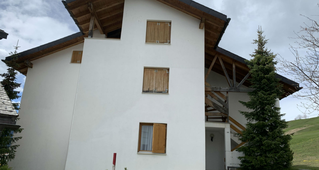 Ferienwohnung Sur Mulins Willmann - Ansicht Sommer