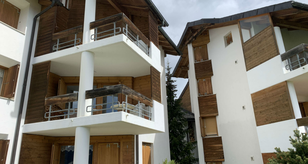 Ferienwohnung Sur Mulins Willmann - Ansicht Sommer