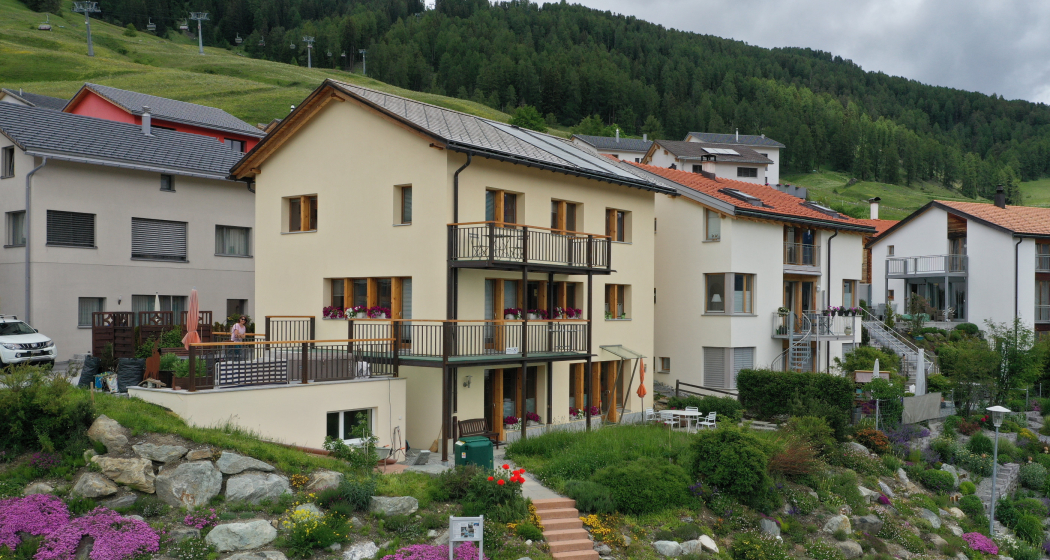 Sonnige Lage und Panoramasicht (Wohnung im Erdgeschoss)