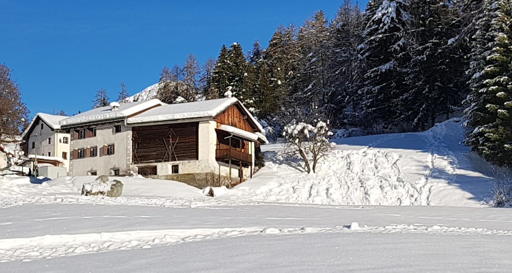 Haus Guardamunt im Winter
