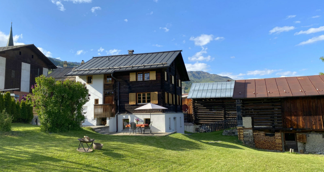 Ferienhaus Casa Madleina - Aussenansicht Süd