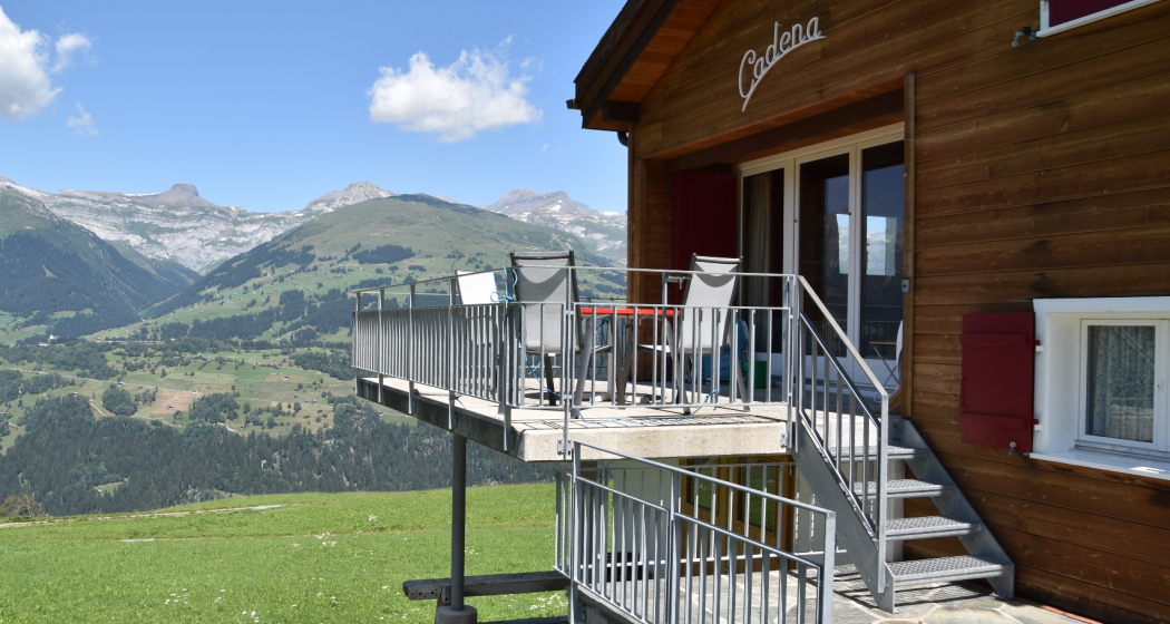 Haus Cadena, Miraniga - Ansicht Sommer