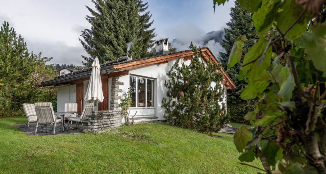 Aussenansicht mit Garten