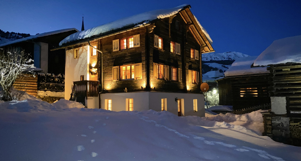 Ferienhaus Casa Madleina - Winter bei Nacht