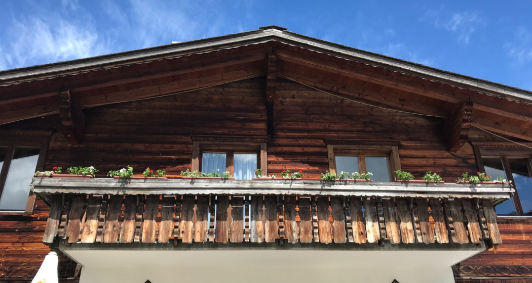 Ferienwohnung Restaurant Valata - Ansicht Sommer Ferienwohnung Restaurant Valata - Ansicht Sommer