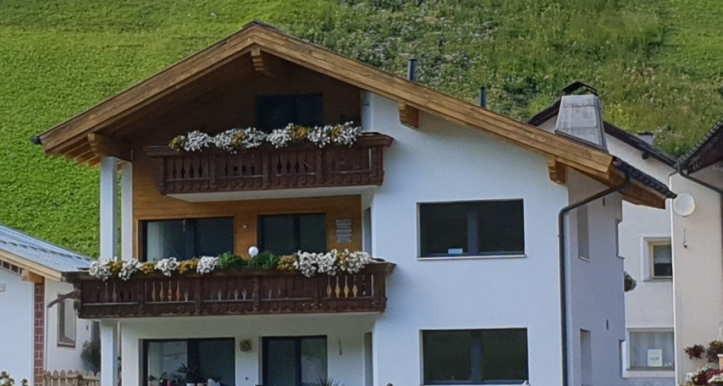 Chasa Max (tom_tds00020014353278306_image) Chasa Max (tom_tds00020014353278306_image)